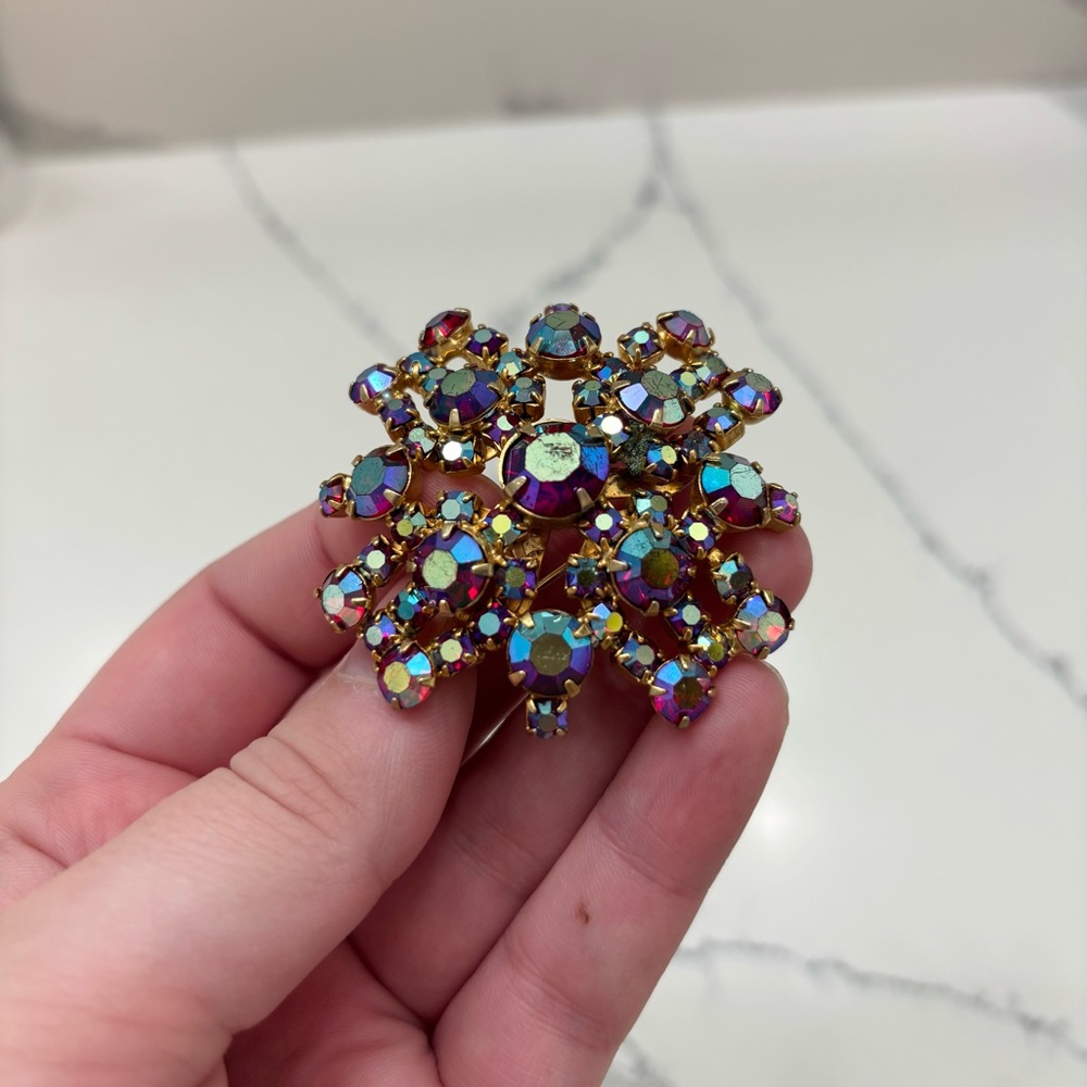 Vintage Jeweled Pink Toned Flower Costume Brooch - Picture 2 of 4
